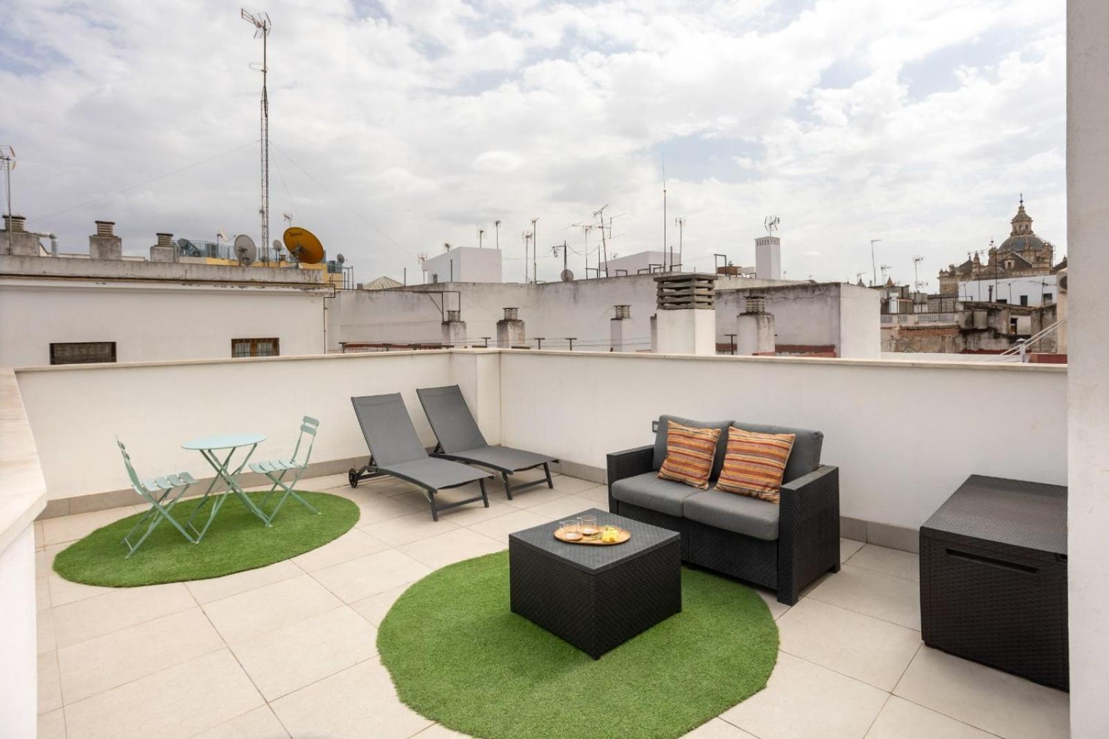 Private & Pool Goyeneta Sevilla Urban Apartment Екстериор снимка